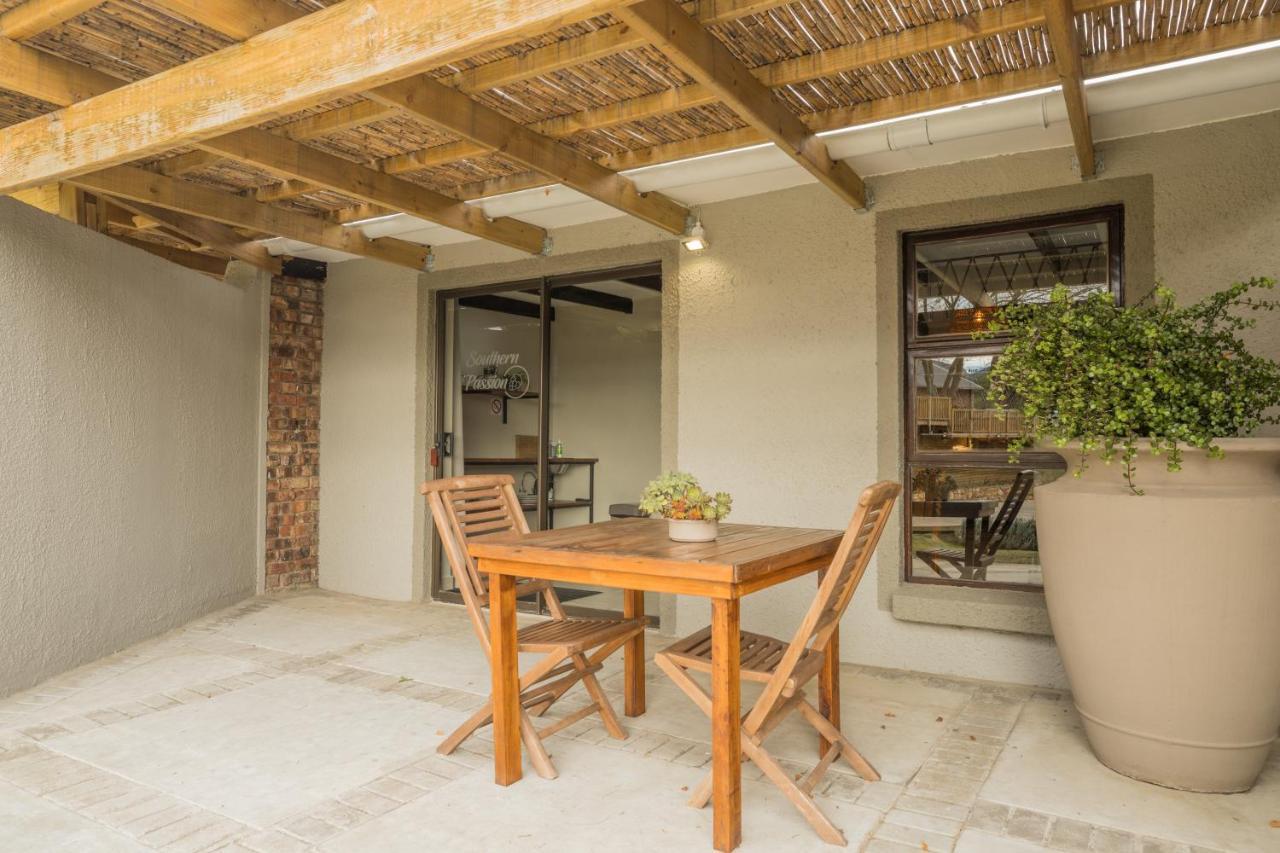 Kouwdouw Guest Farm Villa George Dış mekan fotoğraf